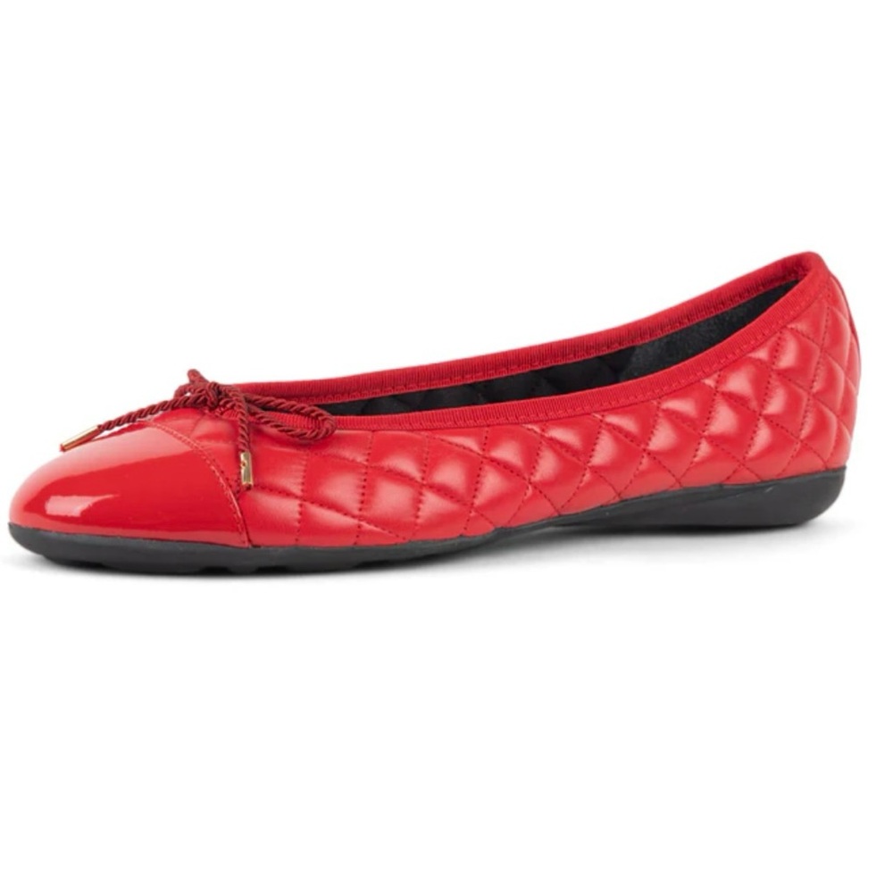 NWT ❤️ PAUL MAYER * Red Quilted Ballet Flats * Calfskin Leather * Classic * Chic